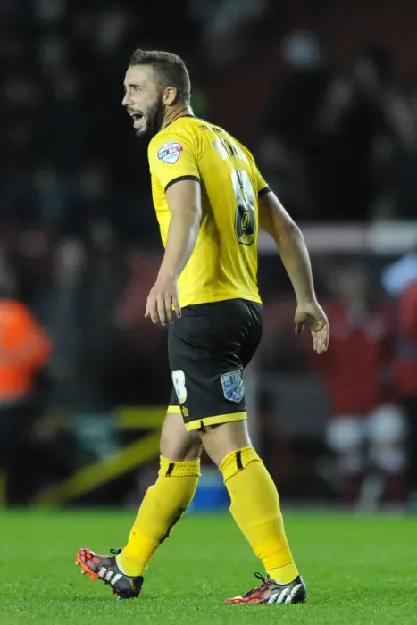 Framed Print : Bristol City vs AFC Wimbledon: Sammy Moore Rallies His Team