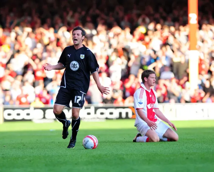 Framed Print : Bristol City vs Ajax: Pre-Season Friendly - 09-10 Framed Print : Bristol City vs Ajax: Pre-Season Friendly - 09-10