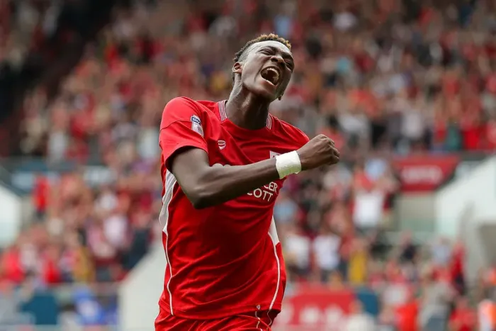 Framed Print : Bristol City vs Aston Villa: Tammy Abraham Scores Dramatic Equalizer at Ashton Gate Framed Print : Bristol City vs Aston Villa: Tammy Abraham Scores Dramatic Equalizer at Ashton Gate