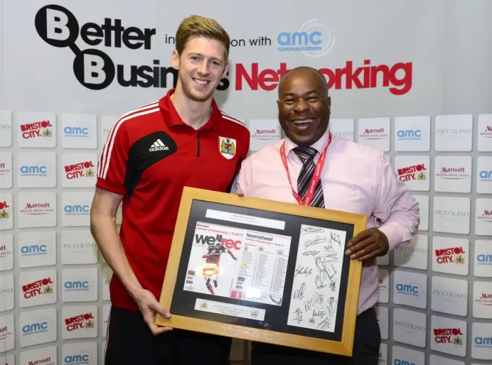 Framed Print : Bristol City vs Barnsley Clash in Npower Championship at Ashton Gate, February 2013 Framed Print : Bristol City vs Barnsley Clash in Npower Championship at Ashton Gate, February 2013