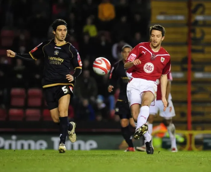 Framed Print : Bristol City vs Barnsley: Cole Skuse vs Hugo Colace - Championship Battle at Ashton Gate, 2010 Framed Print : Bristol City vs Barnsley: Cole Skuse vs Hugo Colace - Championship Battle at Ashton Gate, 2010