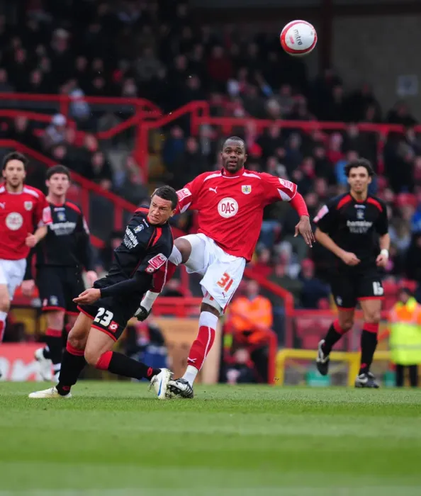 Framed Print : Bristol City vs Barnsley: A Football Rivalry - Season 08-09 Framed Print : Bristol City vs Barnsley: A Football Rivalry - Season 08-09