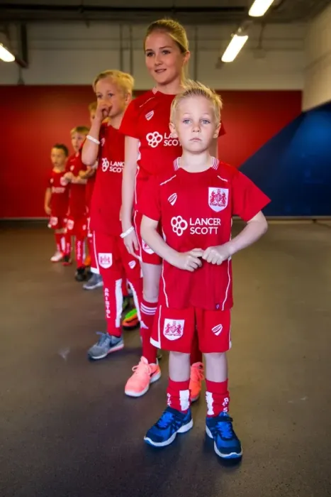 Framed Print : Bristol City vs Barnsley: Mascots Face Off in Sky Bet Championship Clash at Ashton Gate Stadium (2017) Framed Print : Bristol City vs Barnsley: Mascots Face Off in Sky Bet Championship Clash at Ashton Gate Stadium (2017)