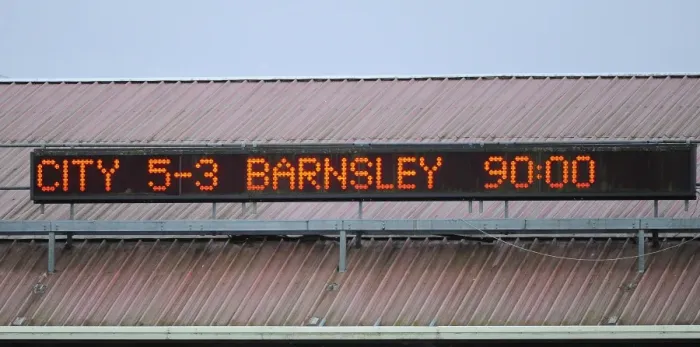 Framed Print : Bristol City vs Barnsley: Npower Championship Clash at Ashton Gate - February 2013 Framed Print : Bristol City vs Barnsley: Npower Championship Clash at Ashton Gate - February 2013