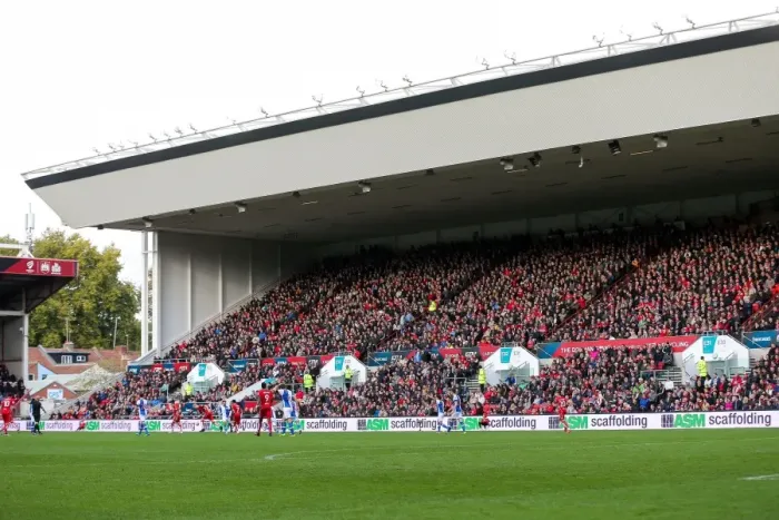 Framed Print : Bristol City vs Blackburn Rovers: EFL Championship Showdown at Ashton Gate