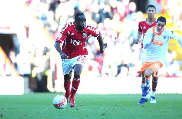 Bristol City vs Blackpool: Albert Adomah in Action at Ashton Gate Stadium, 2012