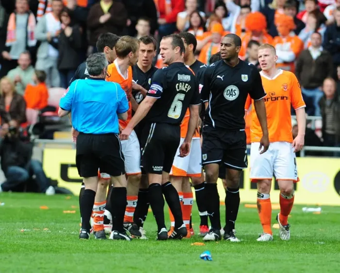 Framed Print : Bristol City vs. Blackpool: Carey vs. Ormerod - Championship Clash, Bloomfield Road (2010) Framed Print : Bristol City vs. Blackpool: Carey vs. Ormerod - Championship Clash, Bloomfield Road (2010)
