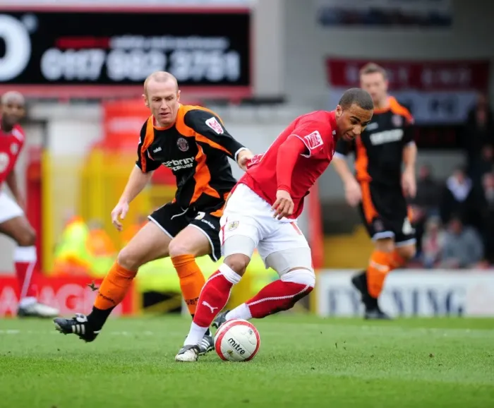 Framed Print : Bristol City vs Blackpool: A Football Rivalry (08-09 Season) Framed Print : Bristol City vs Blackpool: A Football Rivalry (08-09 Season)