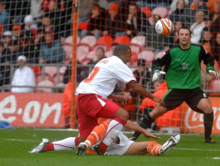Framed Print : Bristol City vs. Blackpool: A Football Rivalry - Season 08-09 Framed Print : Bristol City vs. Blackpool: A Football Rivalry - Season 08-09