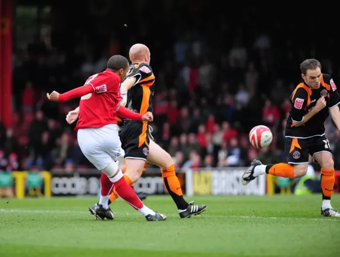 Framed Print : Bristol City vs Blackpool: A Football Rivalry - Season 08-09