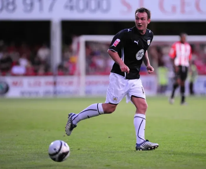 Framed Print : Bristol City vs. Brentford: A Football Rivalry - Season 09-10