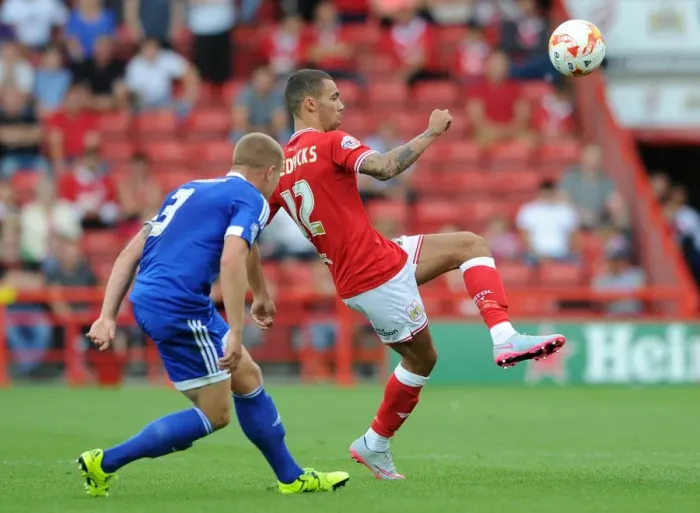 Framed Print : Bristol City vs Brentford: Ryan Fredericks in Action at Ashton Gate, Sky Bet Championship Framed Print : Bristol City vs Brentford: Ryan Fredericks in Action at Ashton Gate, Sky Bet Championship