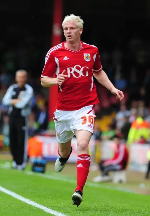 Framed Print : Bristol City vs Brighton, Championship Match: Ryan McGivern in Action at Ashton Gate Stadium (September 10, 2011) Framed Print : Bristol City vs Brighton, Championship Match: Ryan McGivern in Action at Ashton Gate Stadium (September 10, 2011)