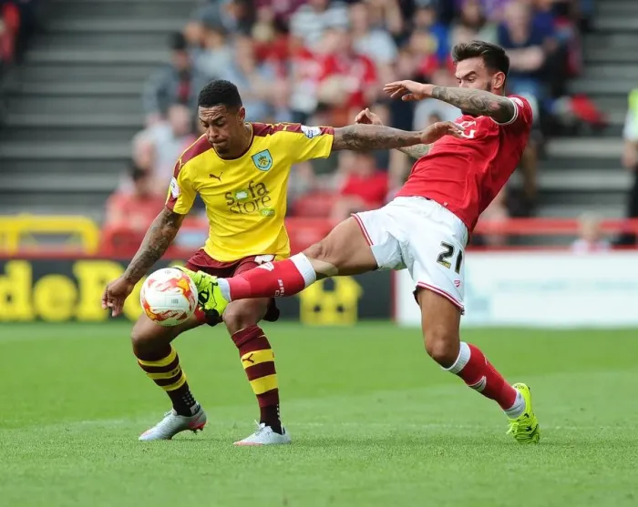 Framed Print : Bristol City vs Burnley: Intense Battle for Possession between Marlon Pack and Andre Gray Framed Print : Bristol City vs Burnley: Intense Battle for Possession between Marlon Pack and Andre Gray