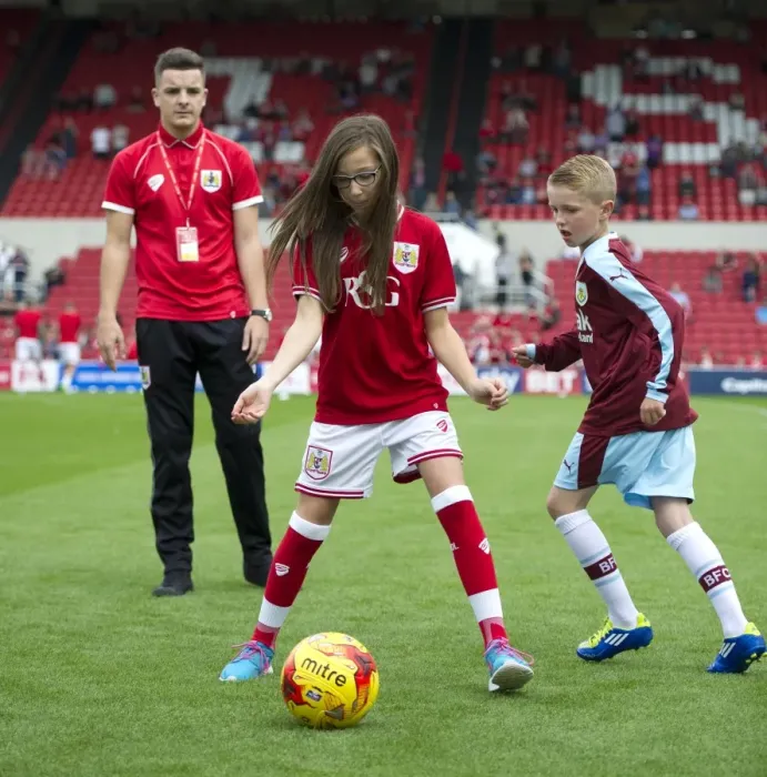Framed Print : Bristol City vs Burnley: Intense Clash at Ashton Gate Stadium (2015)