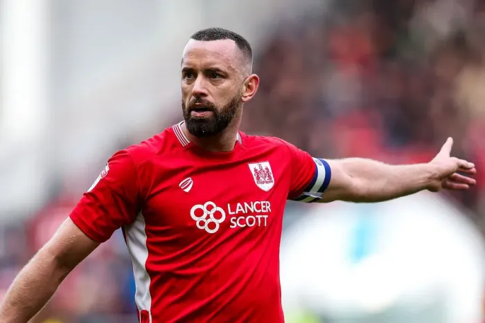 Framed Print : Bristol City vs Burton Albion: Aaron Wilbraham in Action at Ashton Gate, Sky Bet EFL Championship Framed Print : Bristol City vs Burton Albion: Aaron Wilbraham in Action at Ashton Gate, Sky Bet EFL Championship