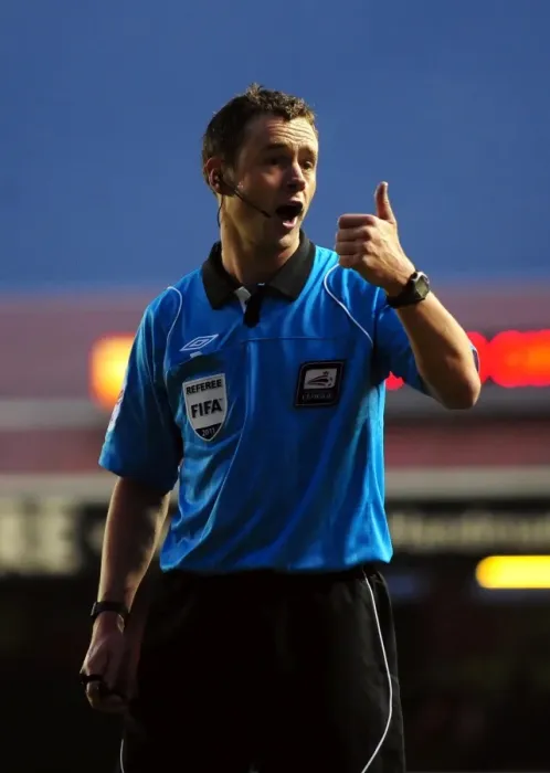 Framed Print : Bristol City vs. Cardiff City: Championship Clash at Ashton Gate Stadium (01 / 01 / 2011) - Referee Stuart Atwell