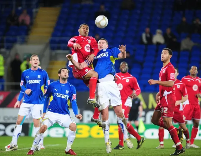 Framed Print : Bristol City vs. Cardiff City: FA Cup Clash, Season 09-10 Framed Print : Bristol City vs. Cardiff City: FA Cup Clash, Season 09-10