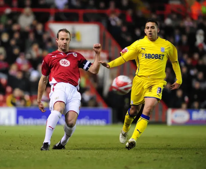 Framed Print : Bristol City vs. Cardiff City: A Football Rivalry - Season 09-10 Framed Print : Bristol City vs. Cardiff City: A Football Rivalry - Season 09-10