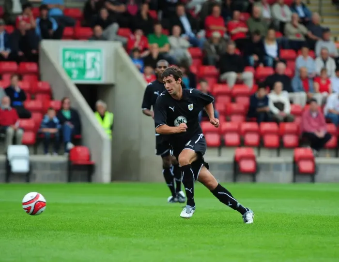 Framed Print : Bristol City vs. Cheltenham Town: Pre-Season Friendly - Season 09-10 Framed Print : Bristol City vs. Cheltenham Town: Pre-Season Friendly - Season 09-10
