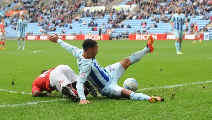 Framed Print : Bristol City vs Coventry City: Agard vs Clarke - A Battle in Sky Bet League One