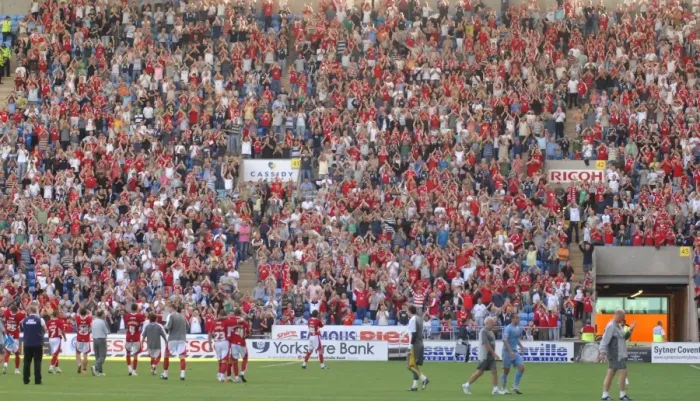 Framed Print : Bristol City vs Coventry City: A Clash of Football Rivals (Season 07-08)