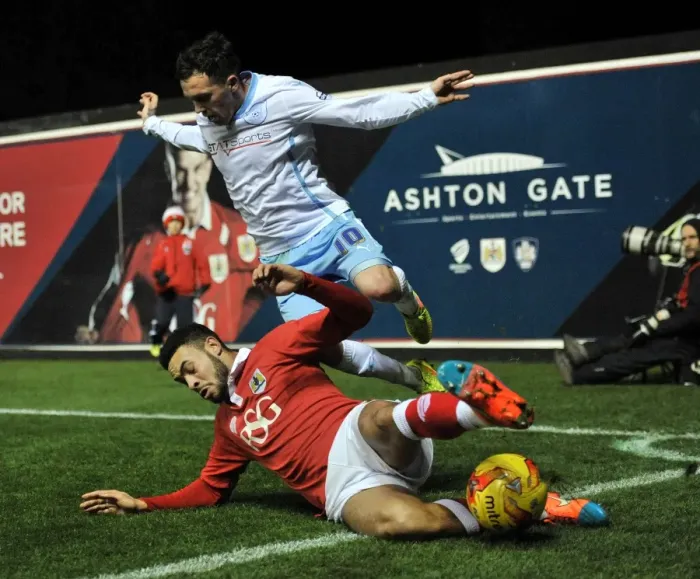 Framed Print : Bristol City vs Coventry City: Derrick Williams Tackles Danny Swanson Framed Print : Bristol City vs Coventry City: Derrick Williams Tackles Danny Swanson