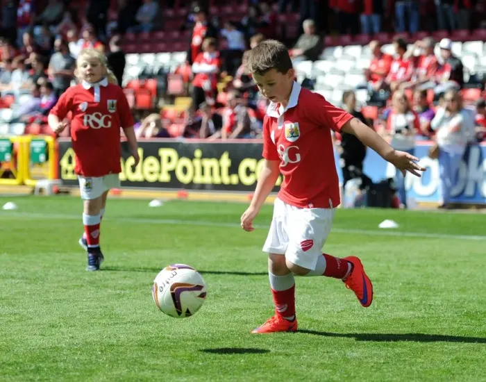 Framed Print : Bristol City vs Coventry City: Excitement at Ashton Gate Stadium, 2015 (Football Match) Framed Print : Bristol City vs Coventry City: Excitement at Ashton Gate Stadium, 2015 (Football Match)