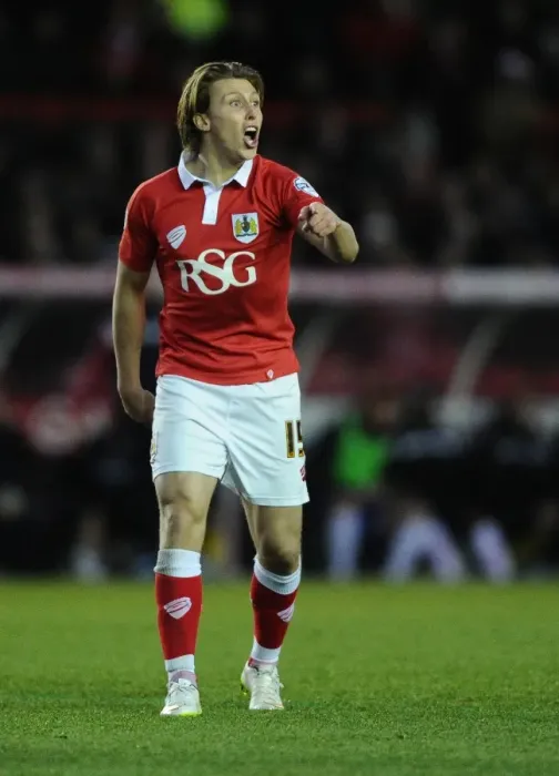 Framed Print : Bristol City vs Crawley Town: Luke Freeman in Action at Ashton Gate, December 13, 2014