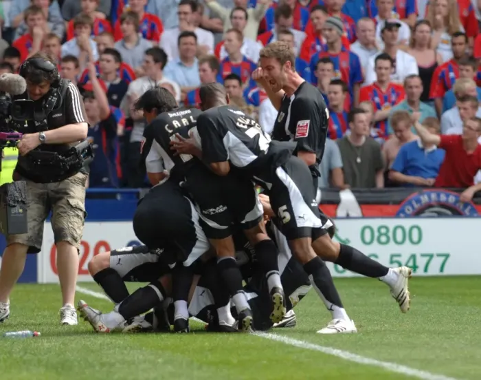 Framed Print : Bristol City vs. Crystal Palace: Play-Off Semifinal First Leg - Season 07-08 (Crystal Palace Home Game) Framed Print : Bristol City vs. Crystal Palace: Play-Off Semifinal First Leg - Season 07-08 (Crystal Palace Home Game)