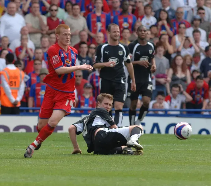 Framed Print : Bristol City vs. Crystal Palace: Play-Off Semifinal First Leg - Season 07-08 (Crystal Palace Home Game) Framed Print : Bristol City vs. Crystal Palace: Play-Off Semifinal First Leg - Season 07-08 (Crystal Palace Home Game)