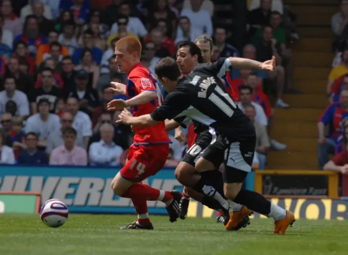 Framed Print : Bristol City vs. Crystal Palace: Play-Off Semifinal First Leg - Season 07-08 (Crystal Palace Home Game) Framed Print : Bristol City vs. Crystal Palace: Play-Off Semifinal First Leg - Season 07-08 (Crystal Palace Home Game)