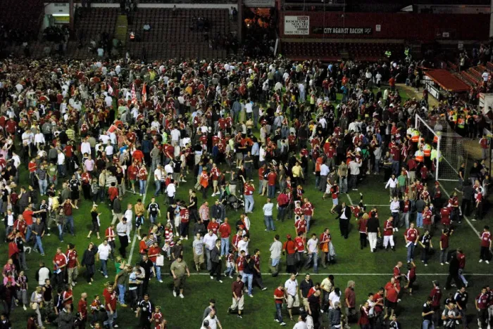 Framed Print : Bristol City vs. Crystal Palace: 2007-08 Play-Off Showdown Framed Print : Bristol City vs. Crystal Palace: 2007-08 Play-Off Showdown