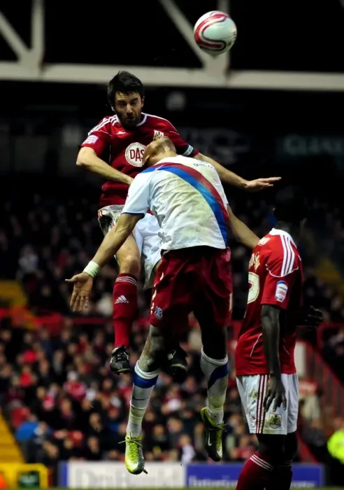 Framed Print : Bristol City vs Crystal Palace: Cole Skuse vs Calvin Andrews - Intense Aerial Battle - Championship Football, 2010