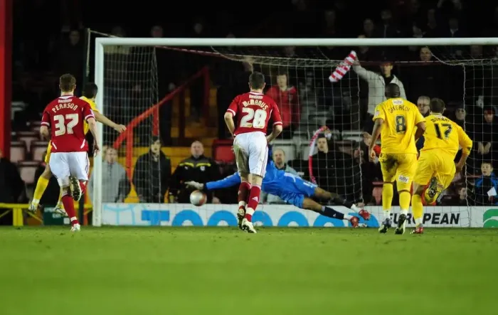 Framed Print : Bristol City vs Crystal Palace, 14-02-2012: David James Fails to Save Darren Ambrose's Penalty (Championship Football) Framed Print : Bristol City vs Crystal Palace, 14-02-2012: David James Fails to Save Darren Ambrose's Penalty (Championship Football)