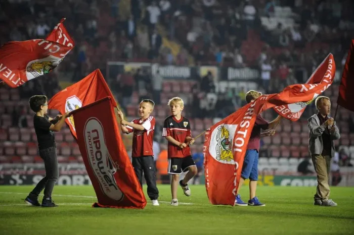 Framed Print : Bristol City vs. Crystal Palace: Flag Bearers at Ashton Gate, Capital One Cup 2013 Framed Print : Bristol City vs. Crystal Palace: Flag Bearers at Ashton Gate, Capital One Cup 2013