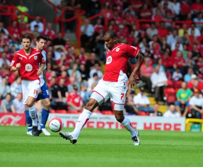 Framed Print : Bristol City vs. Crystal Palace: A Football Rivalry - Season 09-10 Framed Print : Bristol City vs. Crystal Palace: A Football Rivalry - Season 09-10