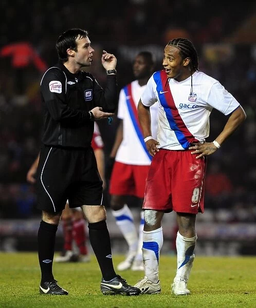 Bristol City vs Crystal Palace: Neal Danns and Referee Paul Tierney Discuss Added Time (December 28, 2010, Championship)