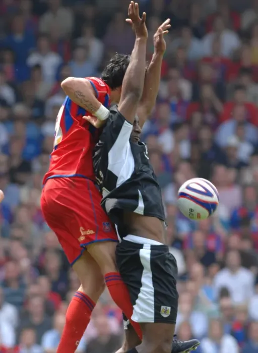 Framed Print : Bristol City vs Crystal Palace: Play-Off Semifinal First Leg - Season 07-08 Framed Print : Bristol City vs Crystal Palace: Play-Off Semifinal First Leg - Season 07-08