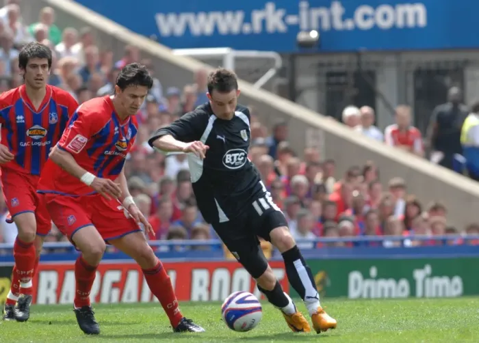 Framed Print : Bristol City vs Crystal Palace: Play-Off Semifinal First Leg - Season 07-08 Framed Print : Bristol City vs Crystal Palace: Play-Off Semifinal First Leg - Season 07-08
