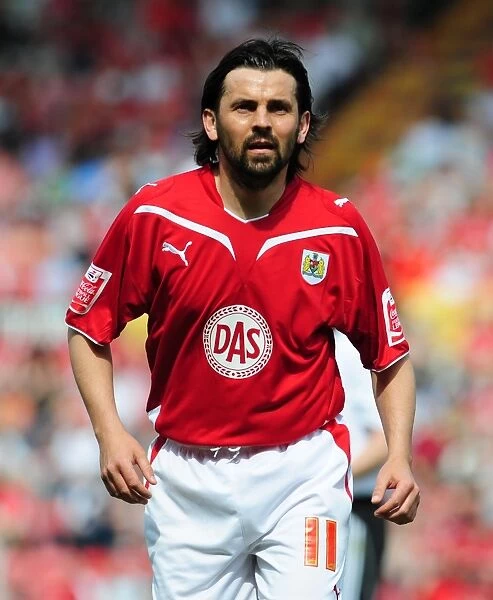 Bristol City vs Derby County: Paul Hartley in Action - Championship Football Match, 2010