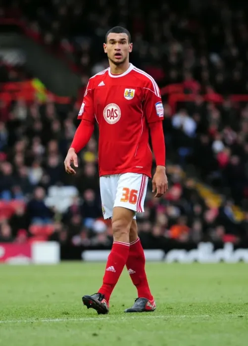 Framed Print : Bristol City vs Derby County: Steven Caulker in Action - Championship Football Match, 11-12-2010, Ashton Gate Stadium Framed Print : Bristol City vs Derby County: Steven Caulker in Action - Championship Football Match, 11-12-2010, Ashton Gate Stadium