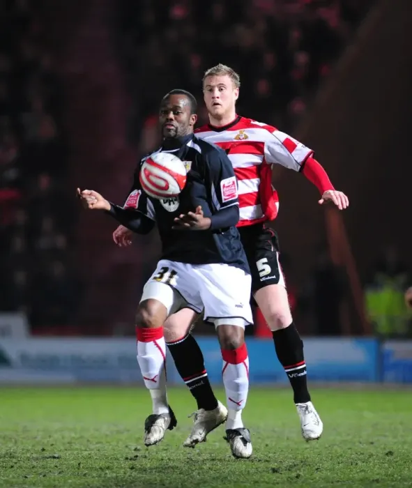 Framed Print : Bristol City vs. Doncaster Rovers: A Football Rivalry - 08-09 Season Framed Print : Bristol City vs. Doncaster Rovers: A Football Rivalry - 08-09 Season