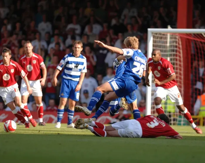 Framed Print : Bristol City vs Doncaster Rovers: A Football Rivalry - Season 08-09 Framed Print : Bristol City vs Doncaster Rovers: A Football Rivalry - Season 08-09