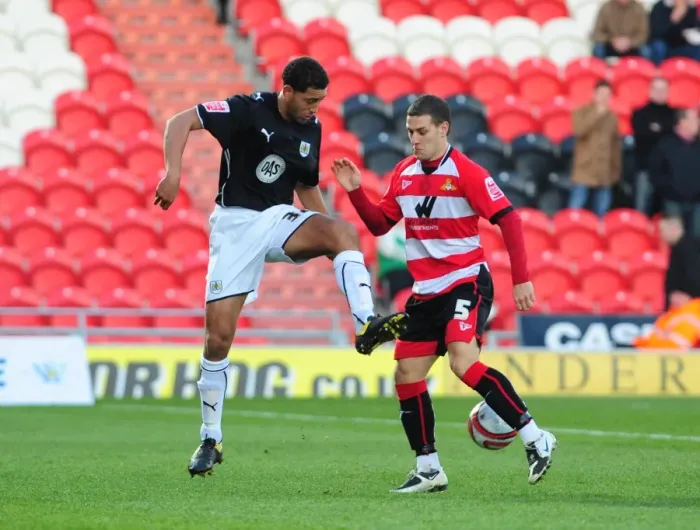 Framed Print : Bristol City vs Doncaster Rovers: A Football Showdown - Season 09-10