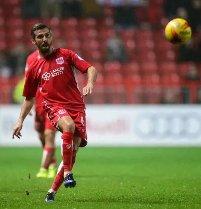 Framed Print : Bristol City vs Fulham: Gary O'Neil in Action at Ashton Gate, 2017 Framed Print : Bristol City vs Fulham: Gary O'Neil in Action at Ashton Gate, 2017