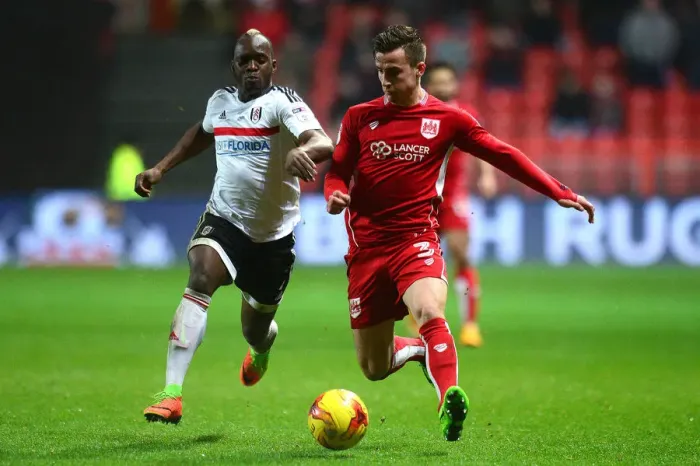 Framed Print : Bristol City vs Fulham: Joe Bryan Faces Off Against Gohi Cyriac Framed Print : Bristol City vs Fulham: Joe Bryan Faces Off Against Gohi Cyriac