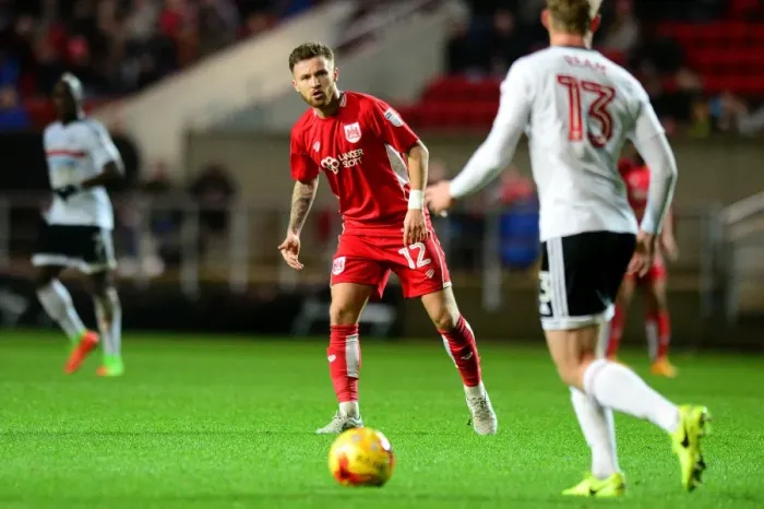 Framed Print : Bristol City vs Fulham: Matty Taylor in Action at Ashton Gate, 2017