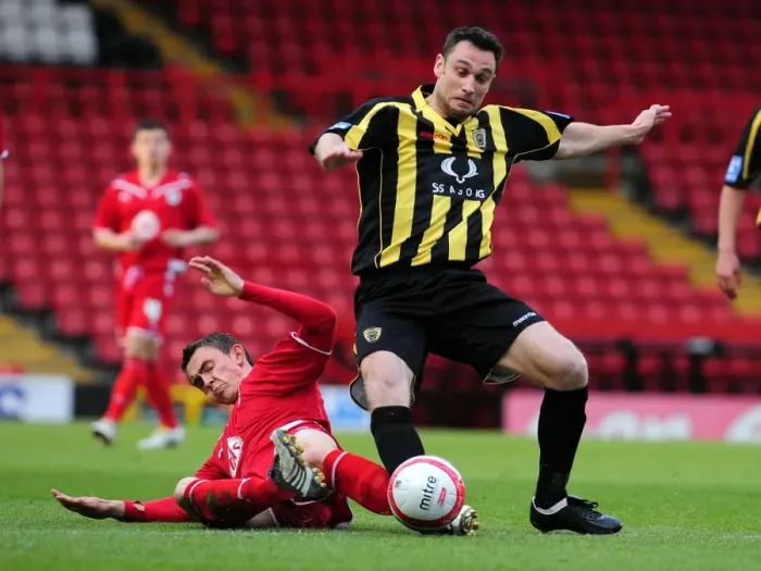 Framed Print : Bristol City vs Gloucester City: Glos Cup Clash, Season 09-10 Framed Print : Bristol City vs Gloucester City: Glos Cup Clash, Season 09-10