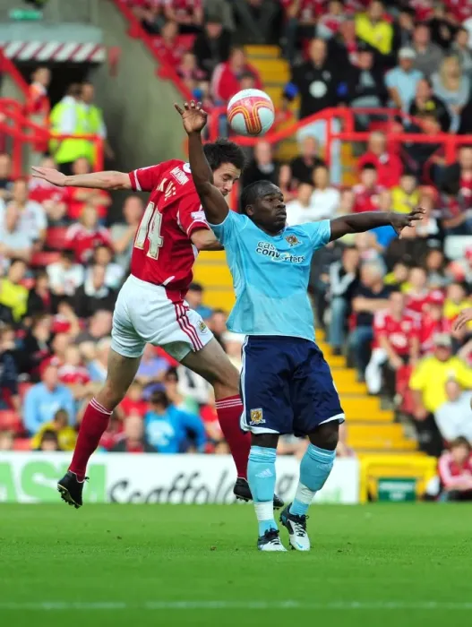 Framed Print : Bristol City vs Hull City: Cole Skuse vs Aaron Mclean Battle in Championship Match, September 2011 Framed Print : Bristol City vs Hull City: Cole Skuse vs Aaron Mclean Battle in Championship Match, September 2011